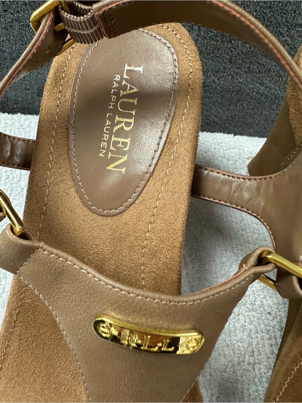 Lauren Ralph Lauren Brown T-Strap Sandals with Gold Accents - Picture 2 of 7